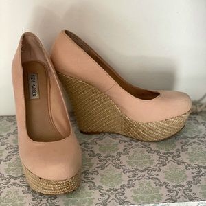 Steve Madden Platform Wedge Pumps